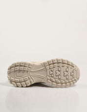 ZAPATILLAS TOMMY HILFIGER TJW OUTDOOR RUNNER en color Beige