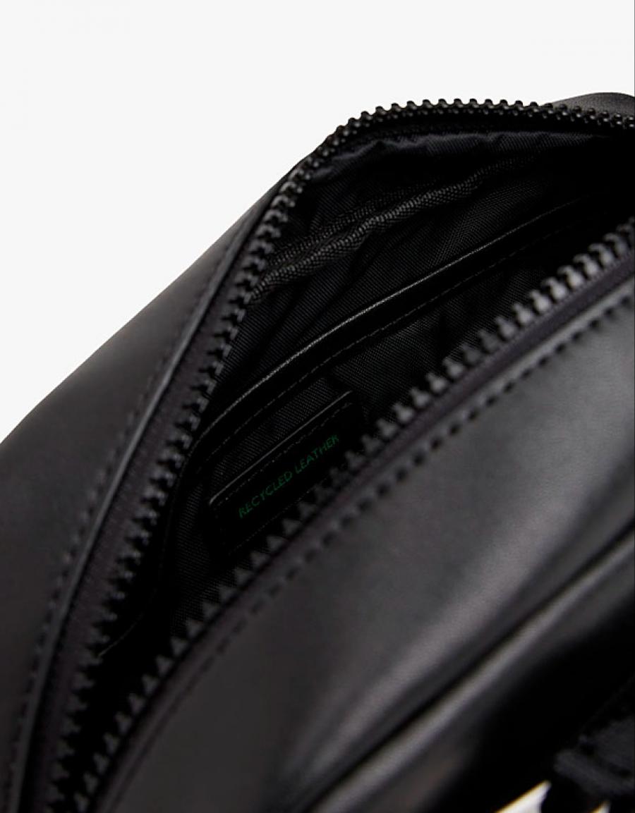 NECESER TOMMY HILFIGER TJM LINEAR LEATHER WASHBAG en color Negro