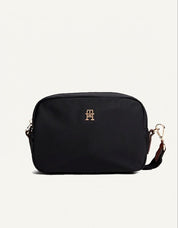 NECESER TOMMY HILFIGER POPETTE CAMERA BAG en color Negro