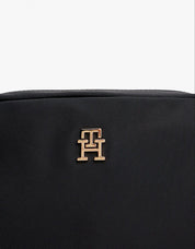 NECESER TOMMY HILFIGER POPETTE CAMERA BAG en color Negro