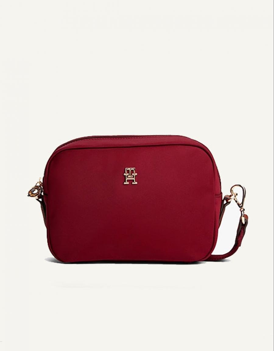 NECESER TOMMY HILFIGER POPETTE CAMERA BAG en color Burdeos