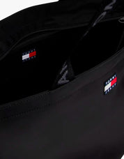 BOLSO TOMMY HILFIGER TJW ESS DAILY TOTE en color Negro