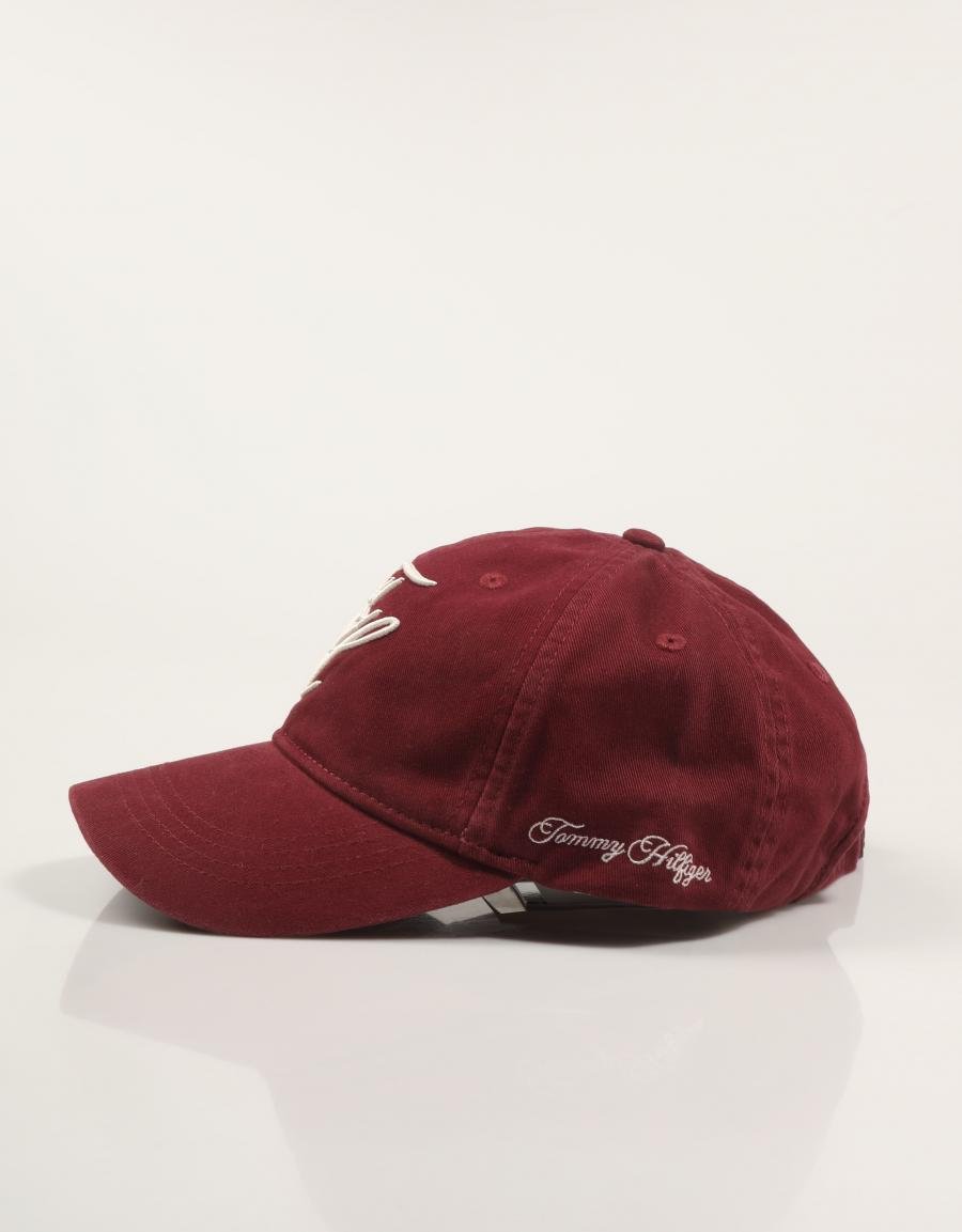 BOLSO TOMMY HILFIGER EMBROIDERED CAP en color Burdeos