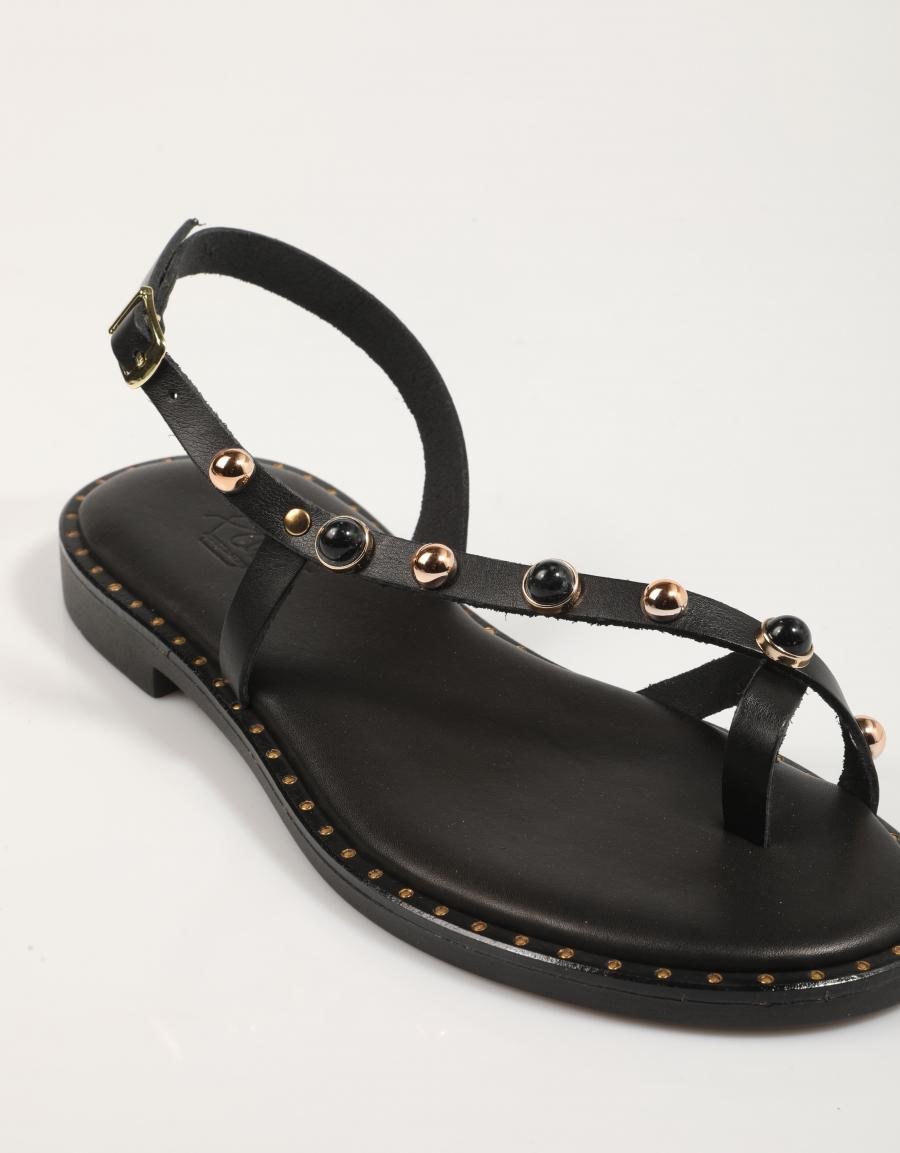 SANDALIAS REBECA HOPE 221603 en color Negro