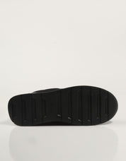 ZAPATILLAS BOSS TITANIUM RUNN en color Negro