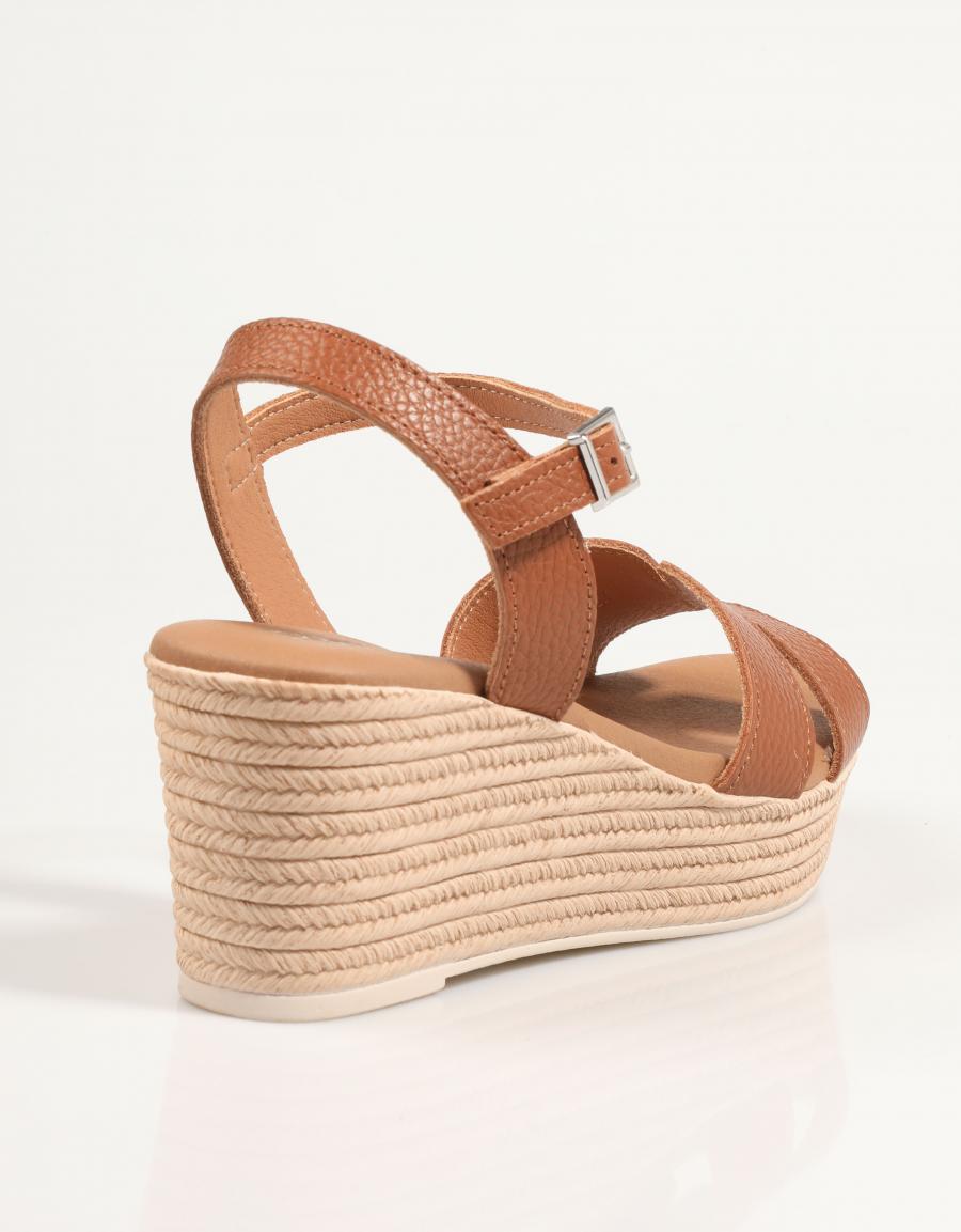 SANDALIAS REBECCA HOPE 5720 en color Cuero