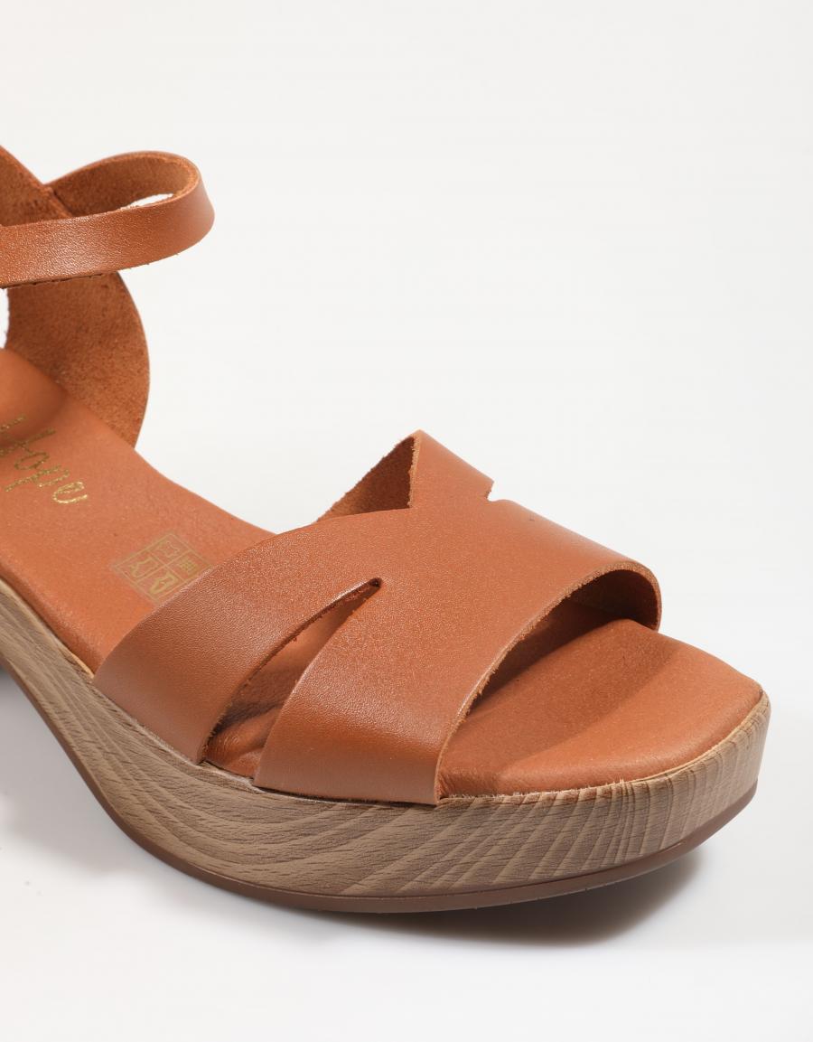 SANDALIAS REBECCA HOPE 5625 en color Cuero