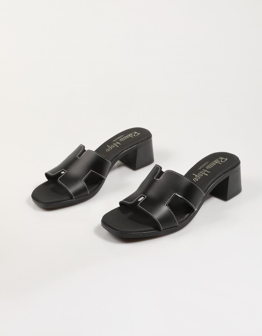 SANDALIAS REBECCA HOPE 5610 en color Negro