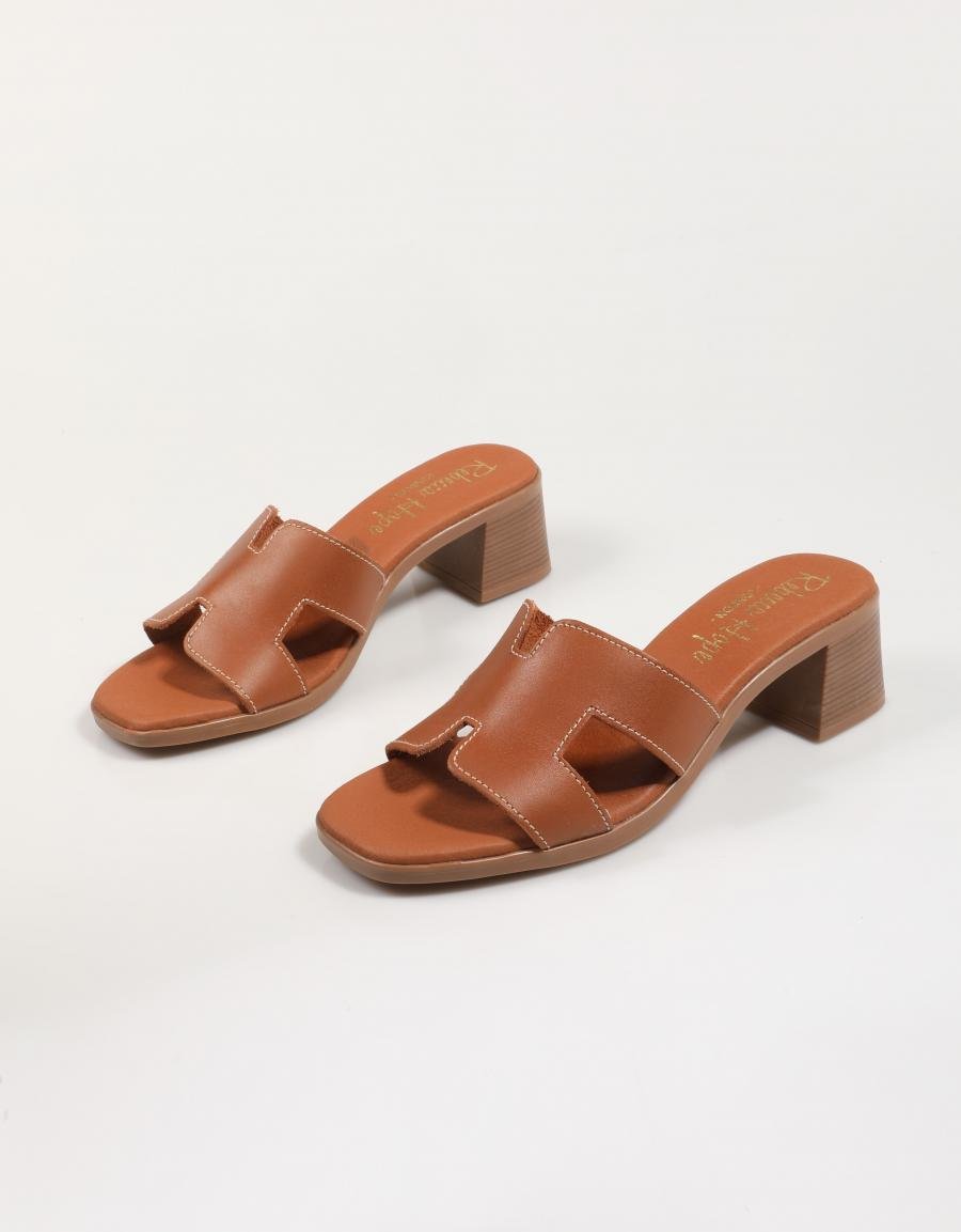 SANDALIAS REBECCA HOPE 5610 en color Cuero