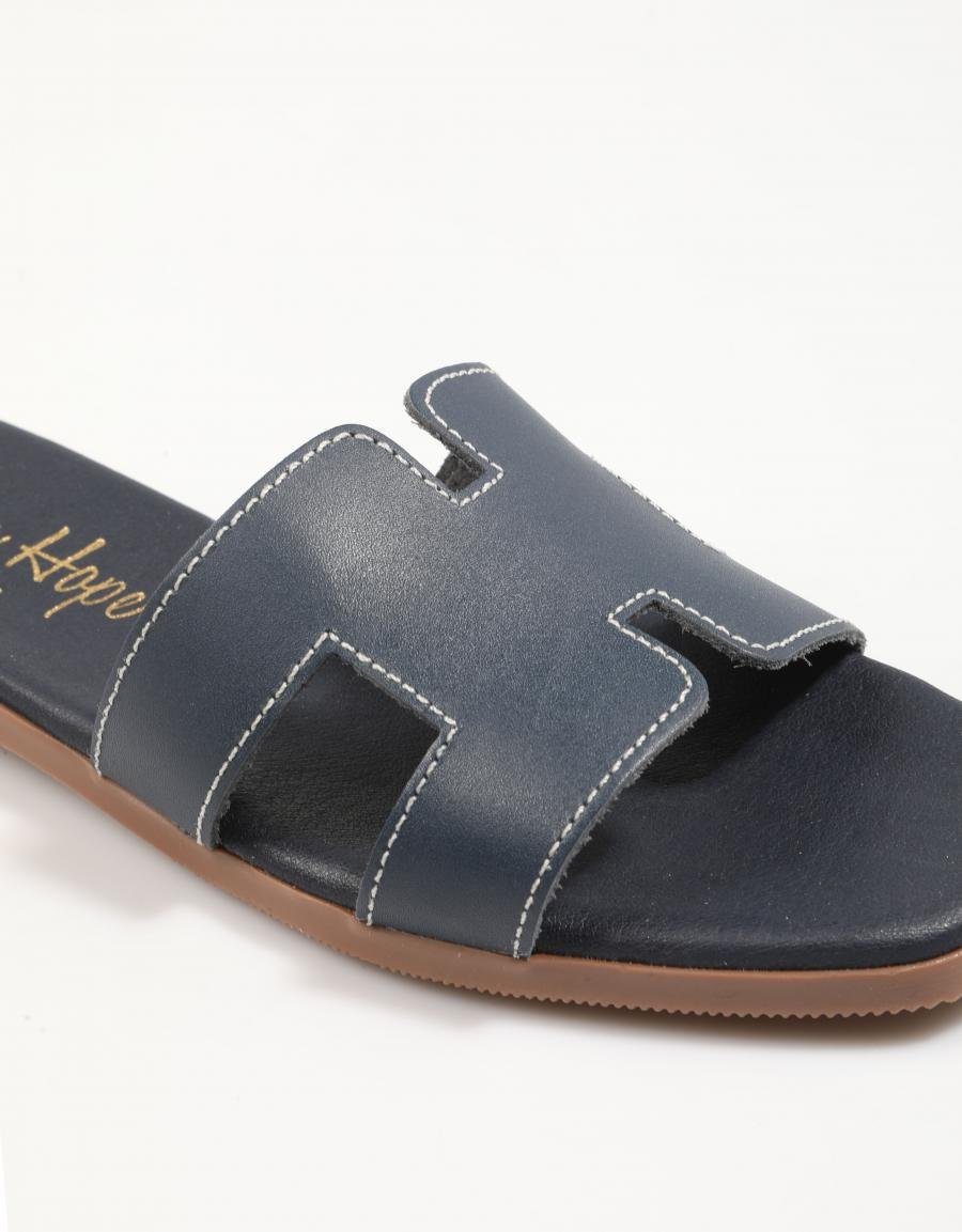 SANDALIAS REBECCA HOPE 5566 en color Azul marino
