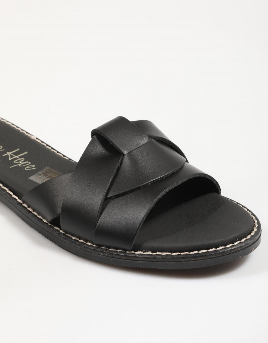 SANDALIAS REBECCA HOPE 5568 en color Negro