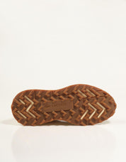 ZAPATILLAS LACOSTE ELITE ACTV EVO 225 2 SMA en color Beige