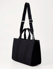 BOLSO KARL LAGERFELD SQUARE MEDIUM TOTE A1W50010 en color Hielo