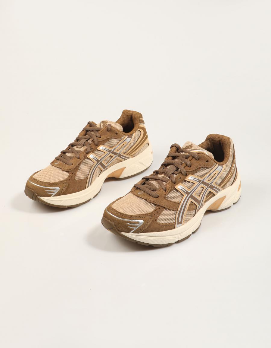 ZAPATILLAS ASICS GEL 1130 en color Beige