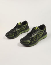 ZAPATILLAS ASICS GEL QUANTUM 360 VIII en color Negro