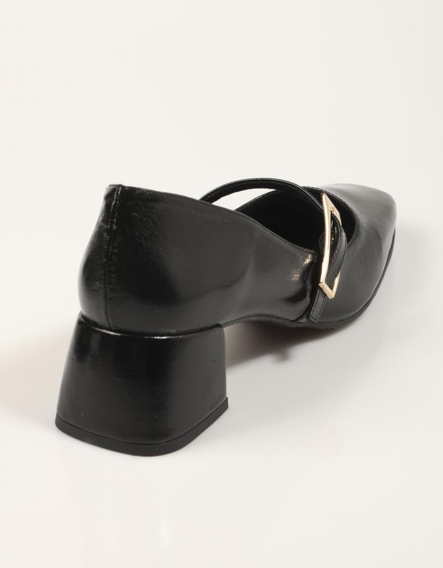 ZAPATOS REBECCA HOPE 2720G en color Negro