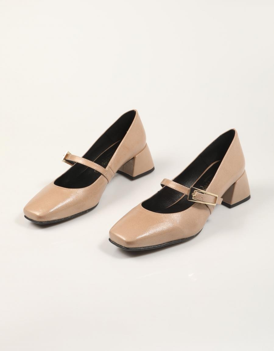 ZAPATOS REBECCA HOPE 2720G en color Beige