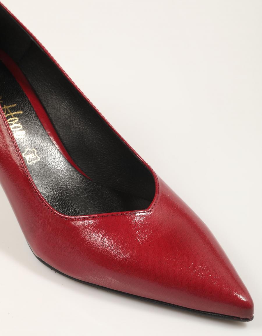 ZAPATOS REBECCA HOPE 2333B en color Burdeos