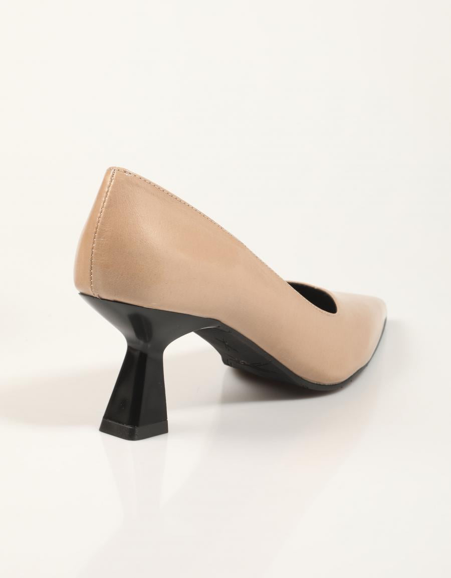 ZAPATOS REBECCA HOPE 2333B en color Beige