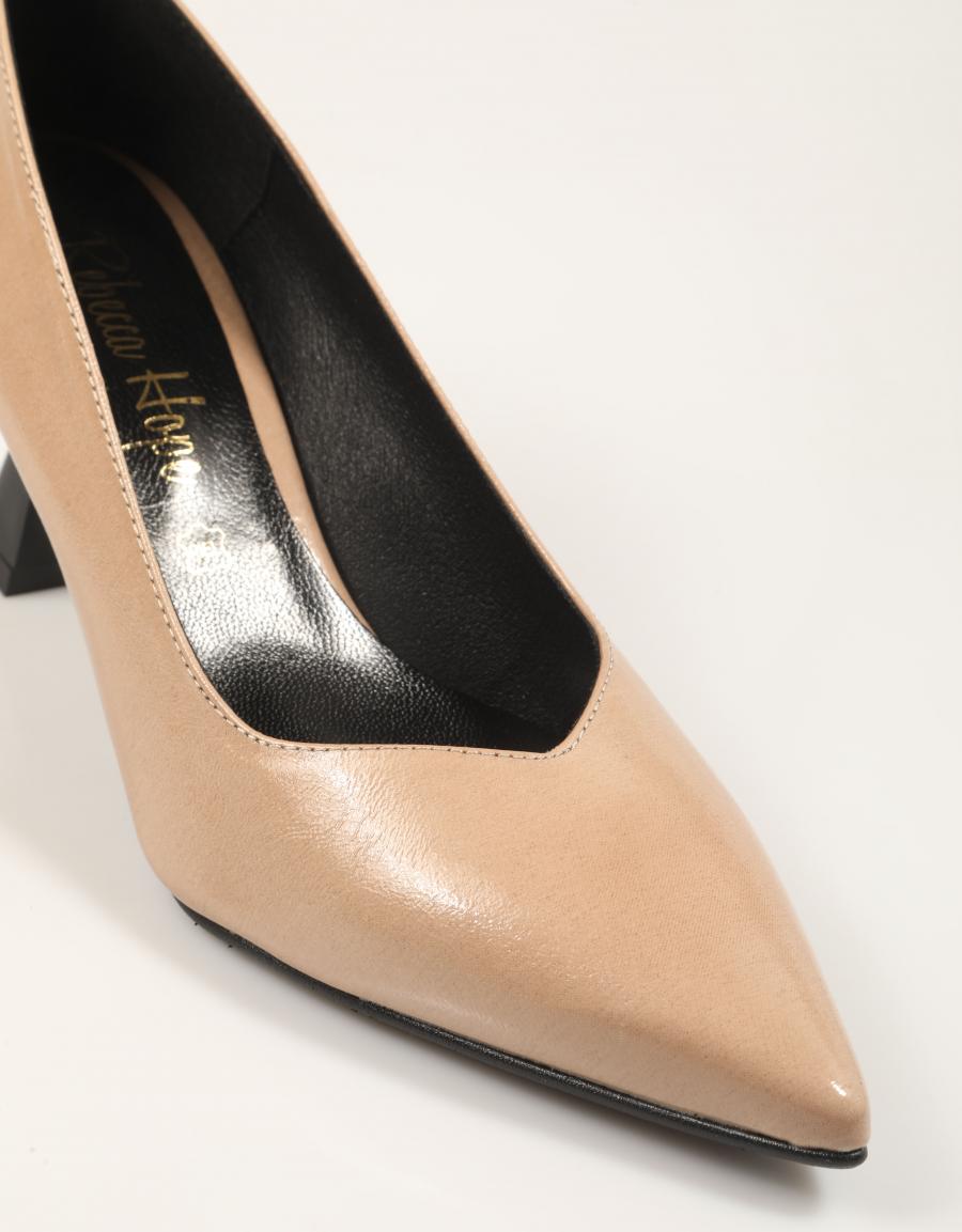 ZAPATOS REBECCA HOPE 2333B en color Beige