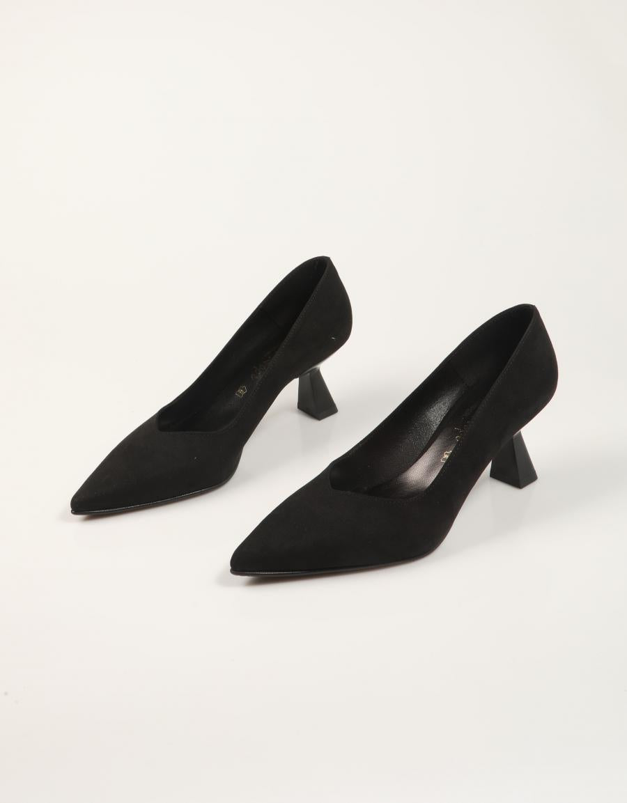 ZAPATOS REBECCA HOPE 2333B en color Negro