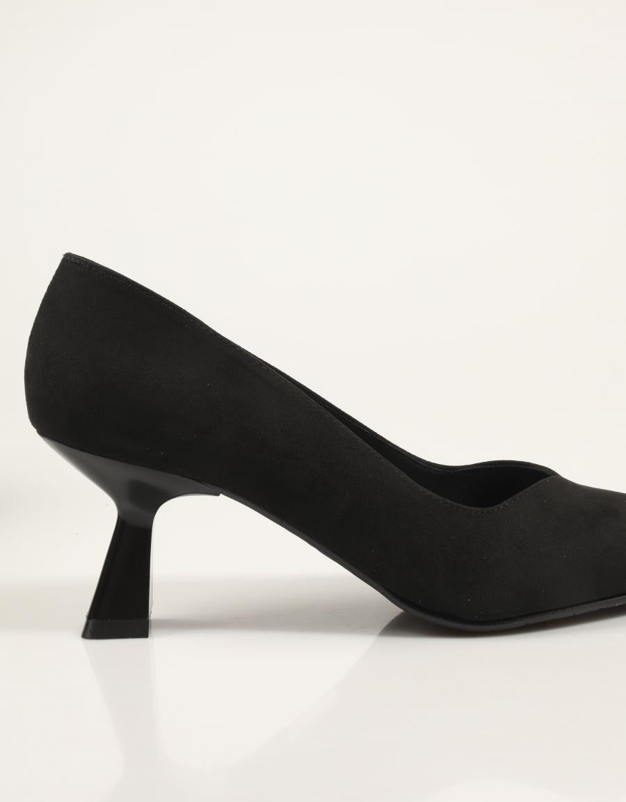ZAPATOS REBECCA HOPE 2333B en color Negro