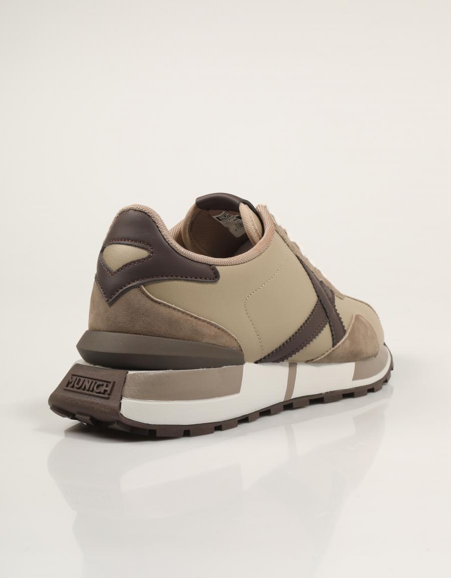 ZAPATILLAS MUNICH NEW SAPPORO en color Beige