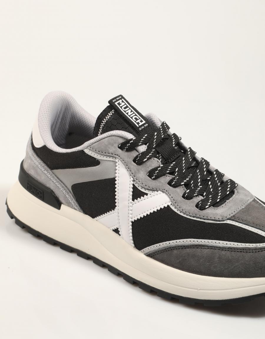 ZAPATILLAS MUNICH DYNAMIX en color Negro