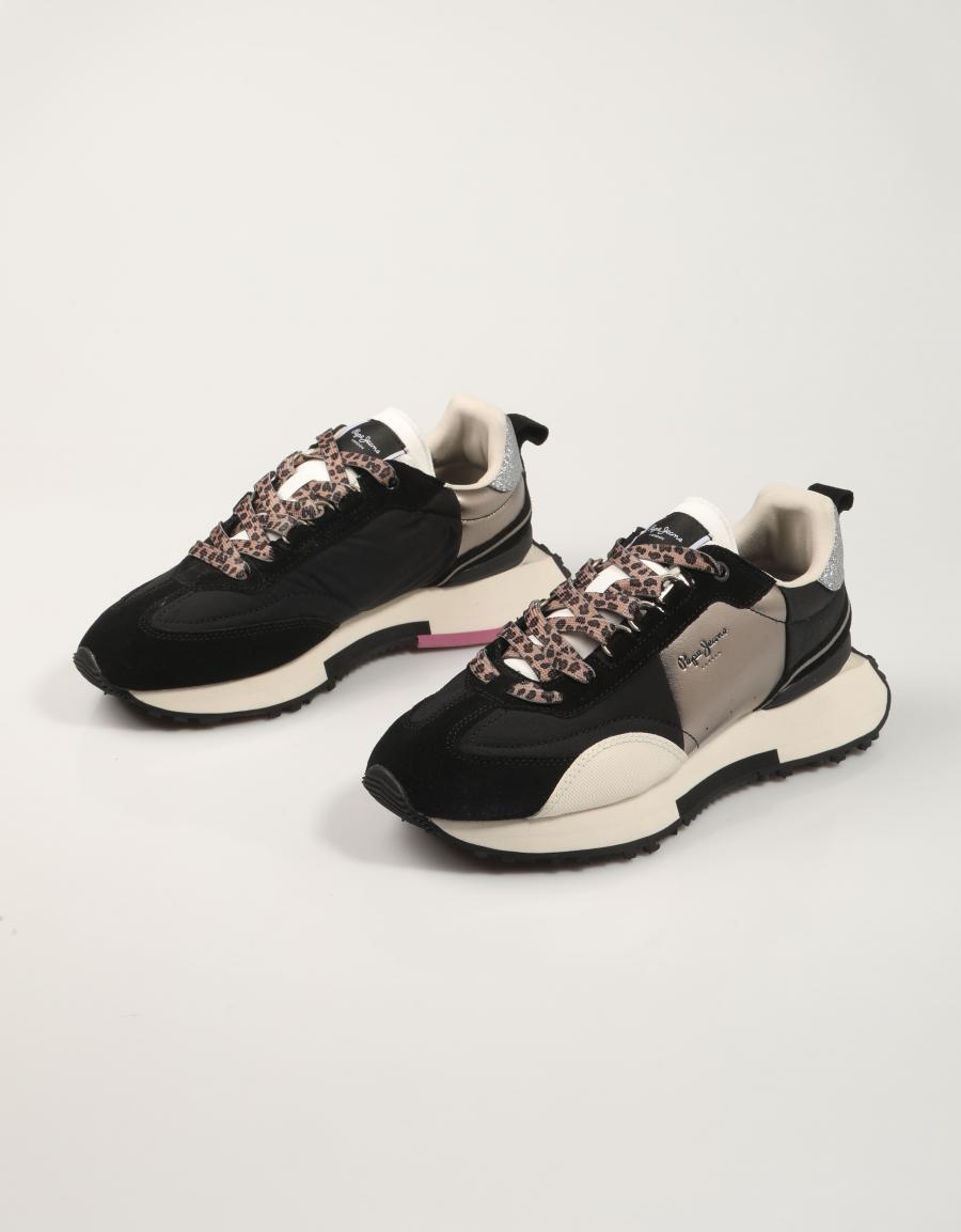 ZAPATILLAS PEPE JEANS ARCHER ELITE W PLS600001 en color Negro