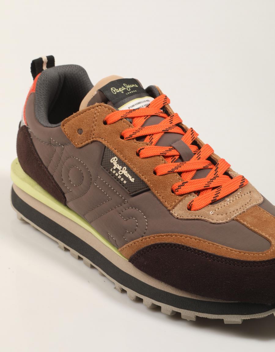 ZAPATILLAS PEPE JEANS FOSTER CONNECTE en color Marron