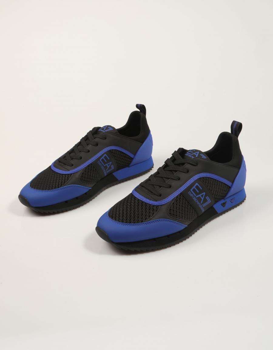 ZAPATILLAS ARMANI EA7 ZAPATILLA MALLA en color Azul marino