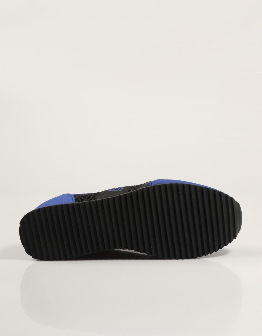 ZAPATILLAS ARMANI EA7 ZAPATILLA MALLA en color Azul marino