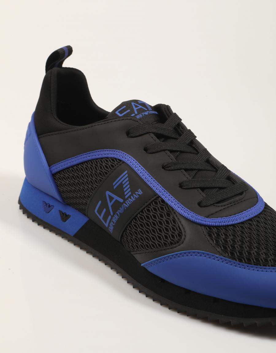 ZAPATILLAS ARMANI EA7 ZAPATILLA MALLA en color Azul marino