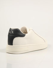 ZAPATILLAS ARMANI EXCHANGE SNEAKER LONDON ACTION LEATHER en color Blanco