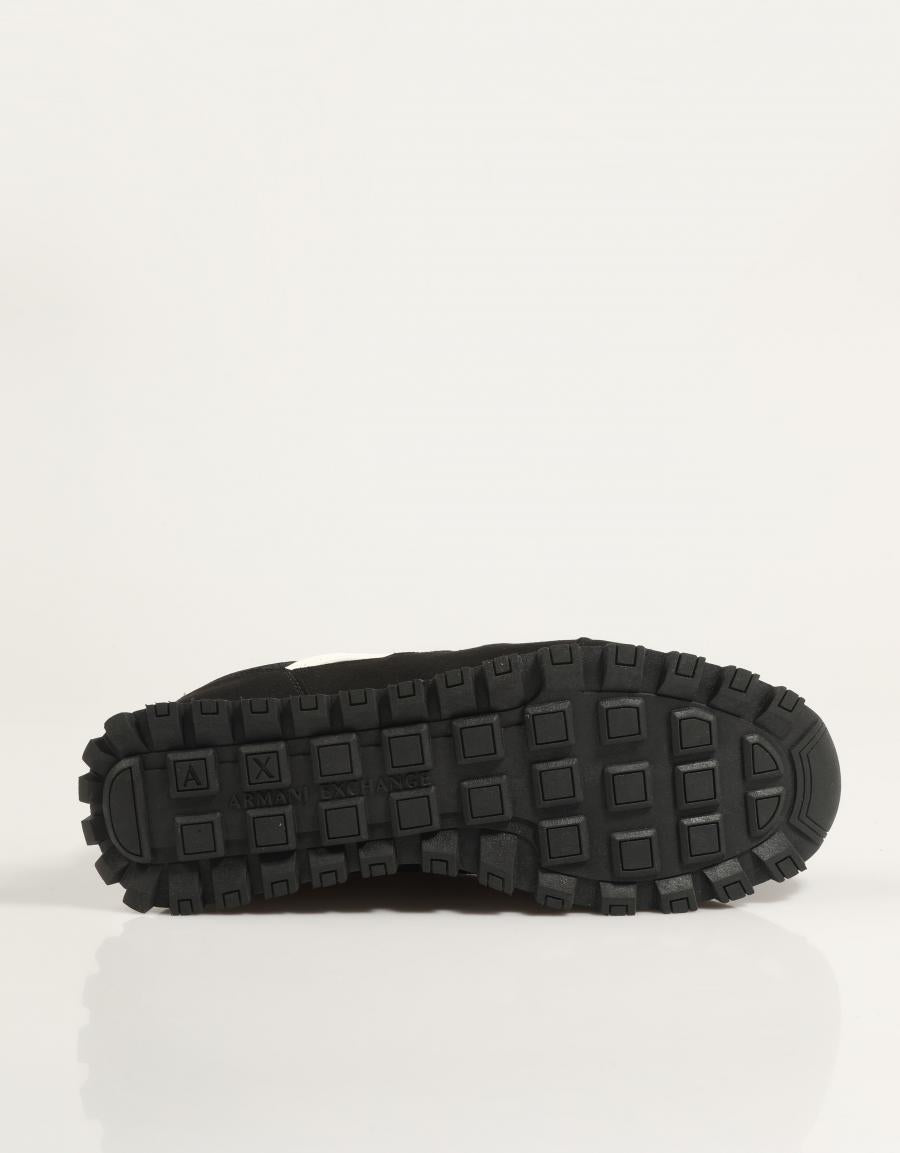 ZAPATILLAS ARMANI EXCHANGE SNEAKER DROP MICROSUEDE MESH en color Negro