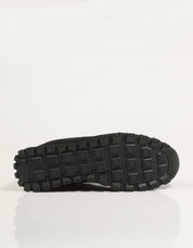 ZAPATILLAS ARMANI EXCHANGE XM001960 en color Negro