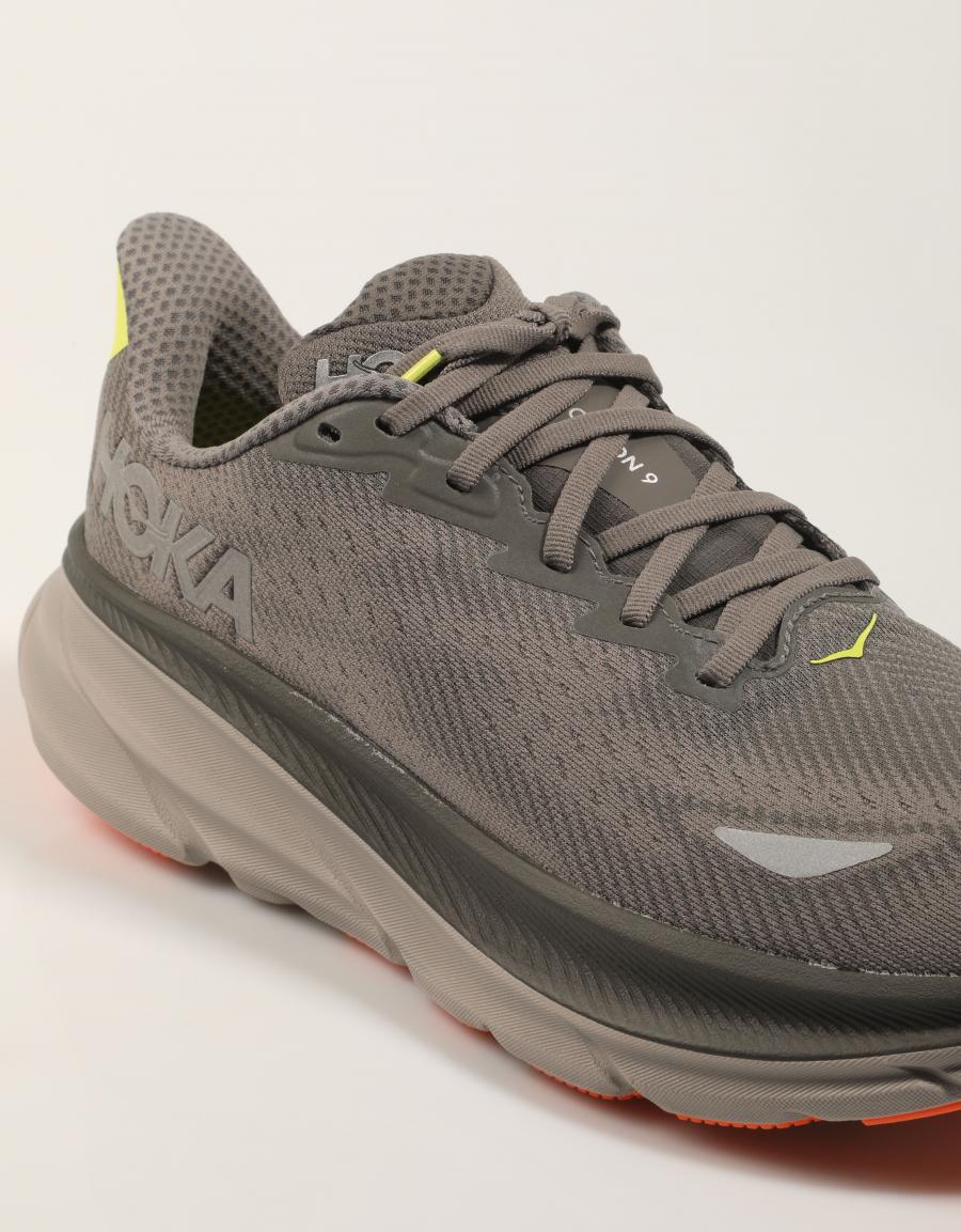 ZAPATILLAS HOKA CLIFTON 9 GTX en color Gris