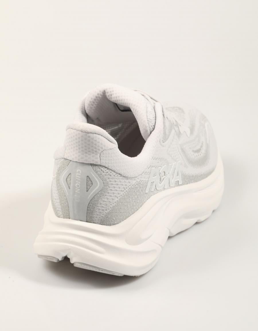 ZAPATILLAS HOKA CLIFTON 10 WOMAN en color Gris