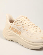 ZAPATILLAS HOKA CLIFTON 10 WOMAN en color Beige
