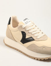 ZAPATILLAS VICTORIA 1157107 en color Beige