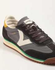 ZAPATILLAS VICTORIA 1158100 en color Negro