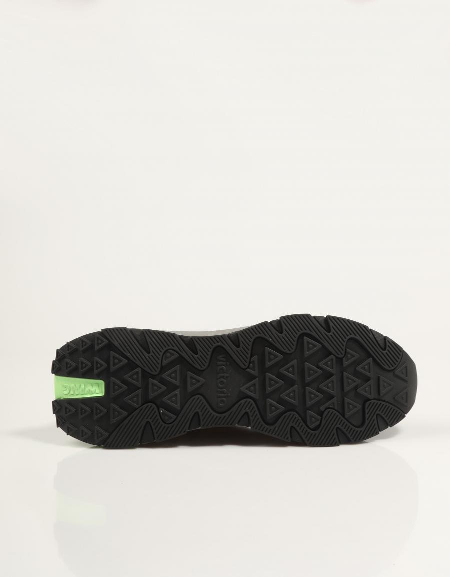 ZAPATILLAS VICTORIA 8811104 en color Negro