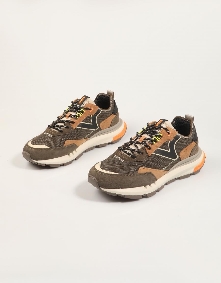 ZAPATILLAS VICTORIA WING EVO TECH 8811104 en color Marron