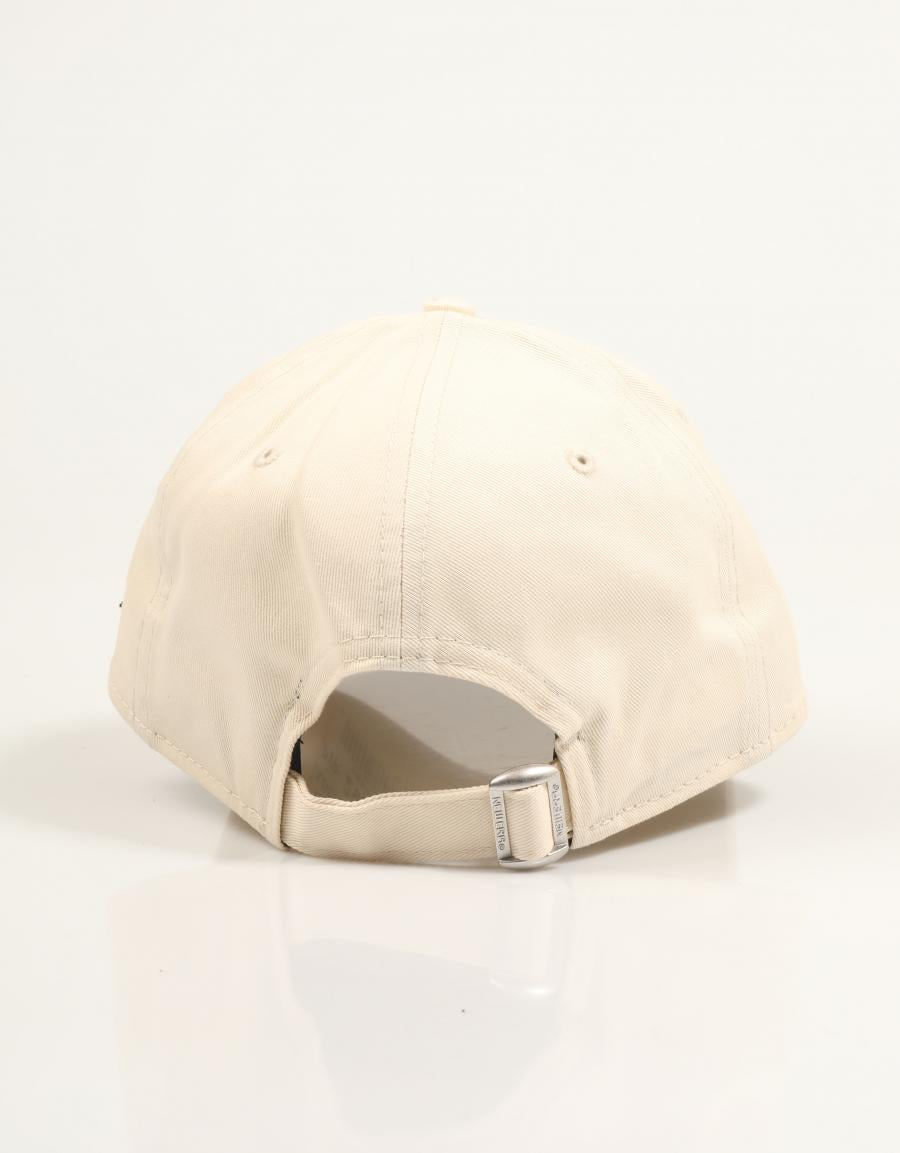 GORRA NEW ERA 9FORTY en color Beige