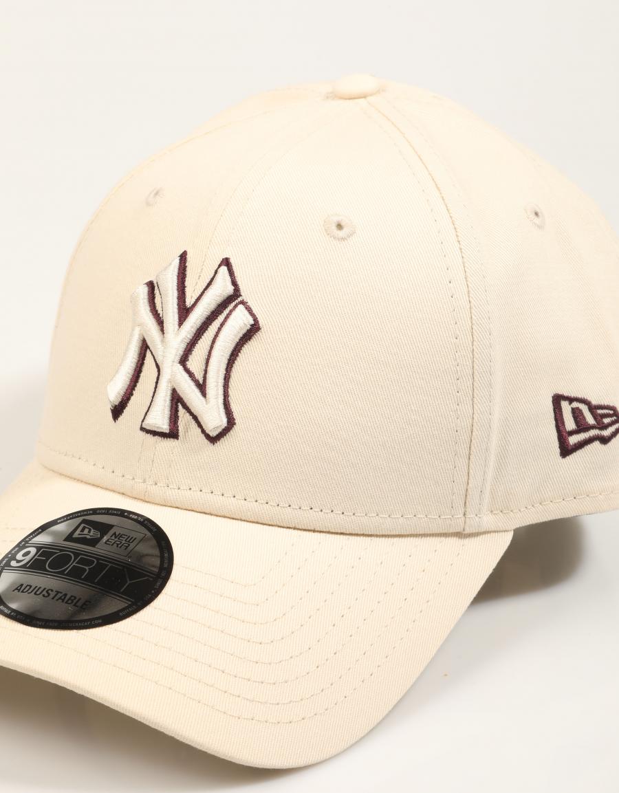 GORRA NEW ERA 9FORTY en color Beige