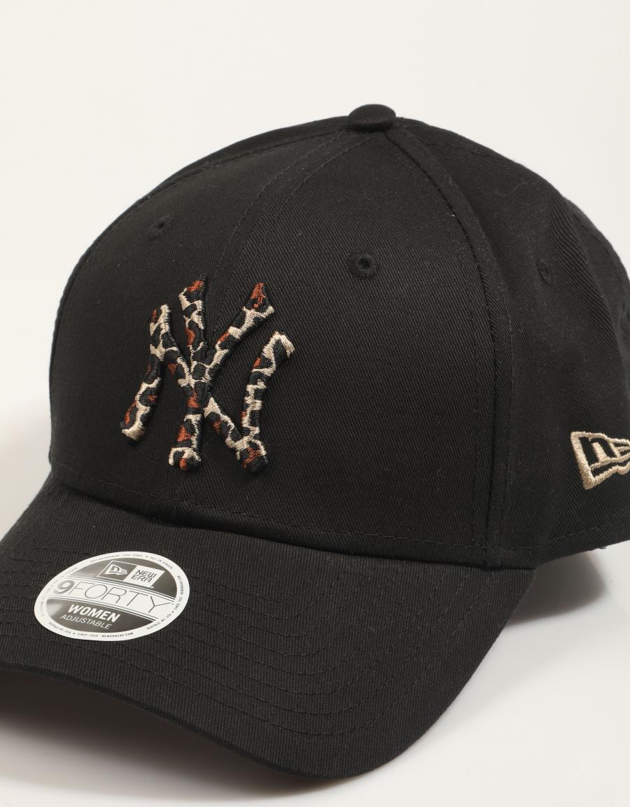 GORRA NEW ERA 9FORTY en color Negro