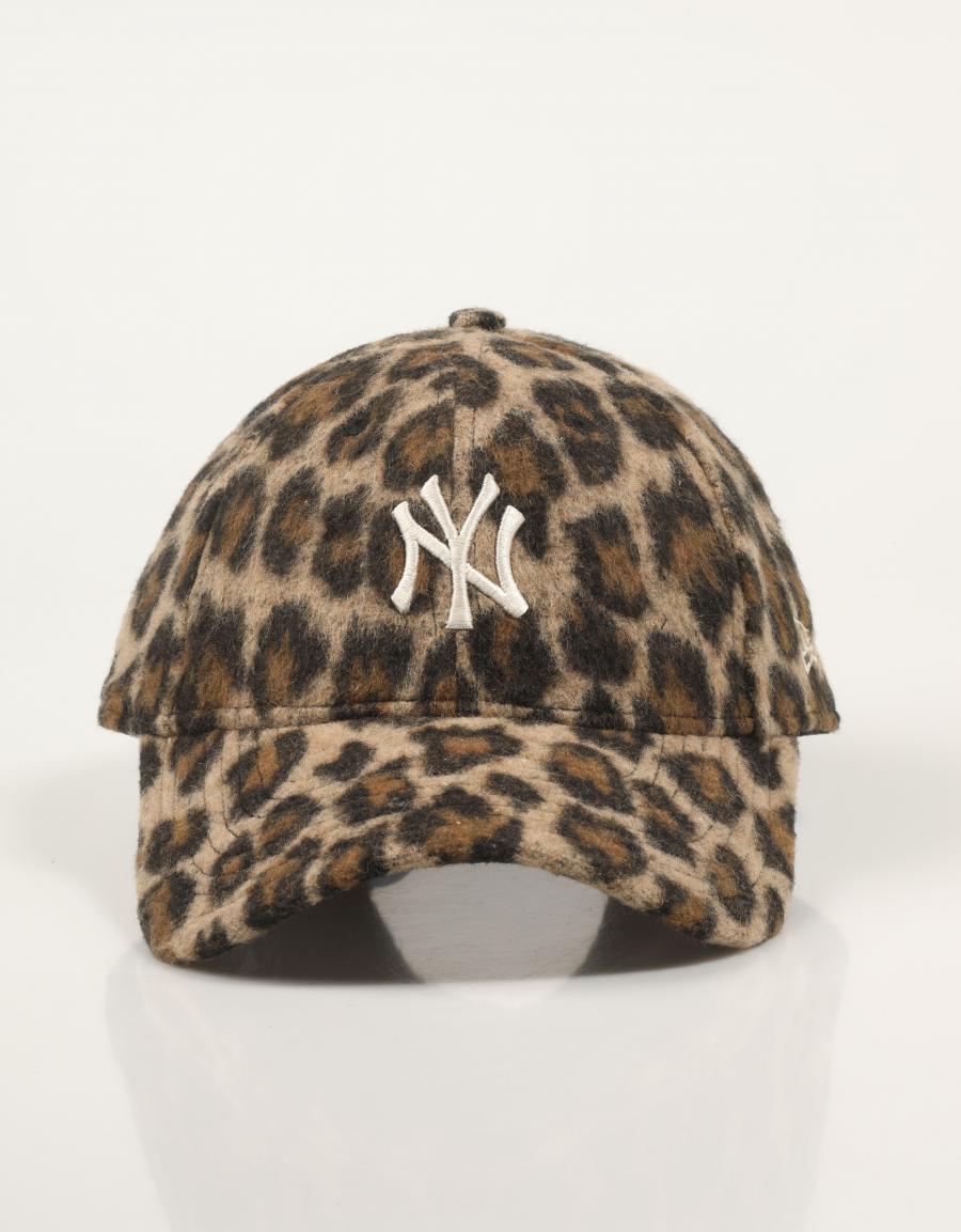 GORRA NEW ERA 9FORTY en color Marron