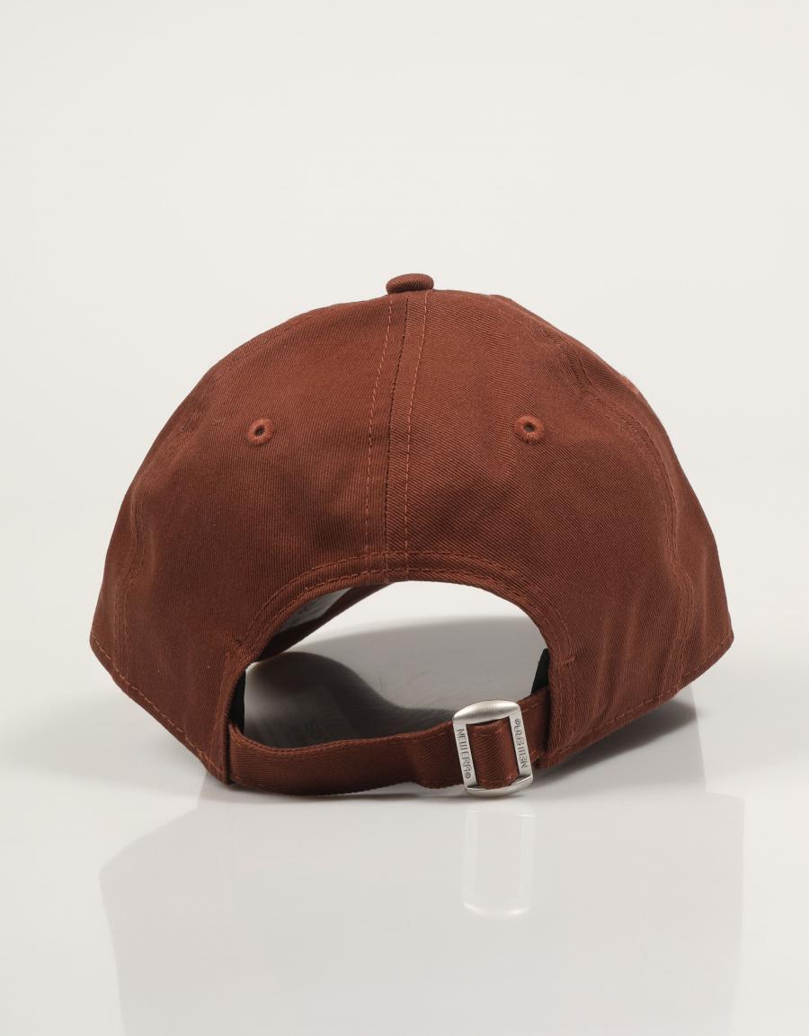 GORRA NEW ERA 9TWENTY en color Cuero