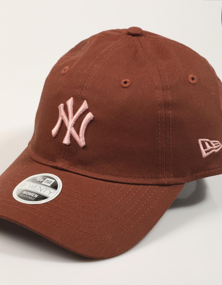GORRA NEW ERA 9TWENTY en color Cuero
