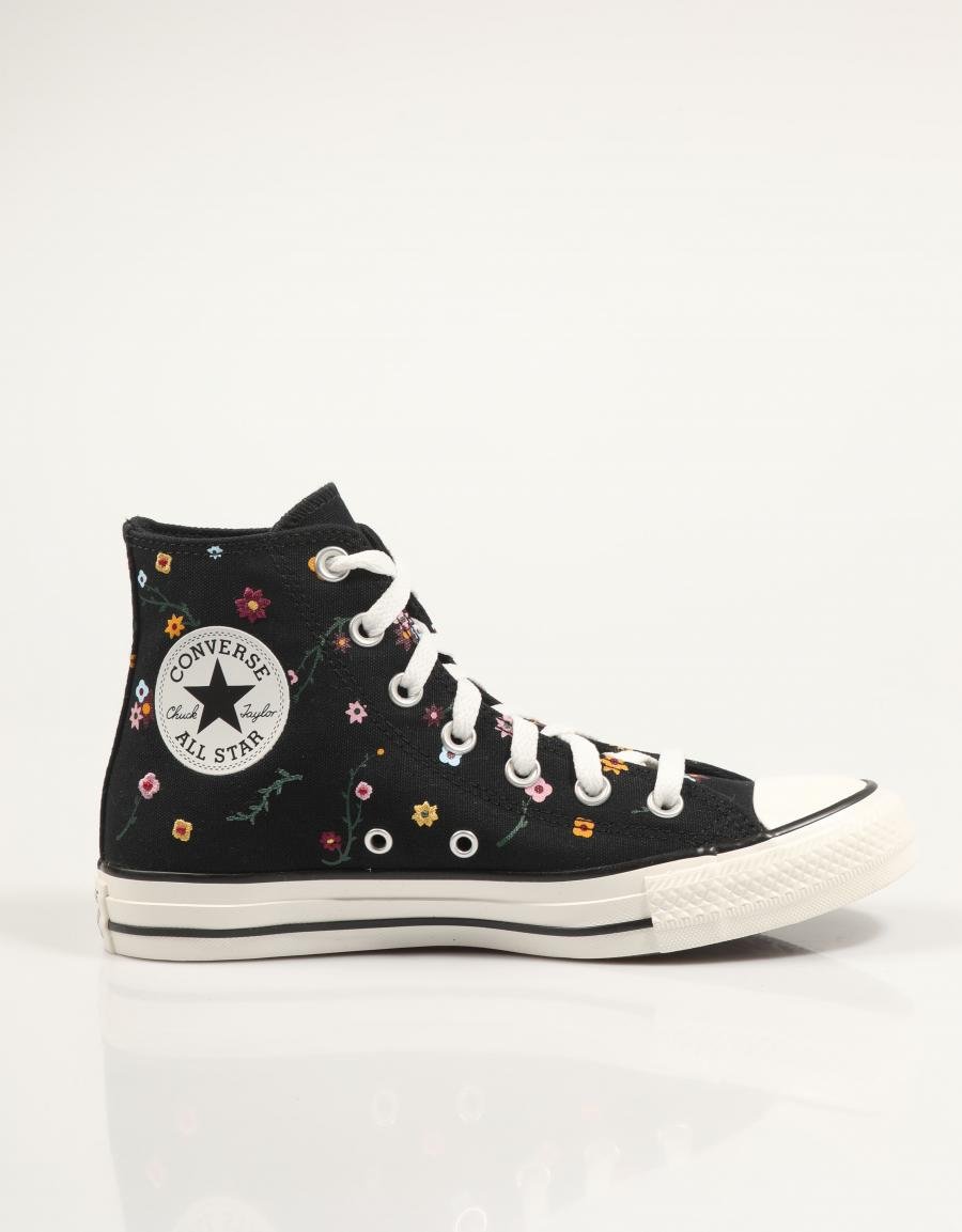 ZAPATILLAS CONVERSE CHUCK TAYLOR ALL STAR en color Negro